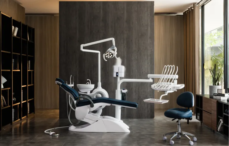Equipo de silla dental YAYIDA Unidad de silla dental de desinfección de estructura estable tipo piso de lujo con sensor de luz LED